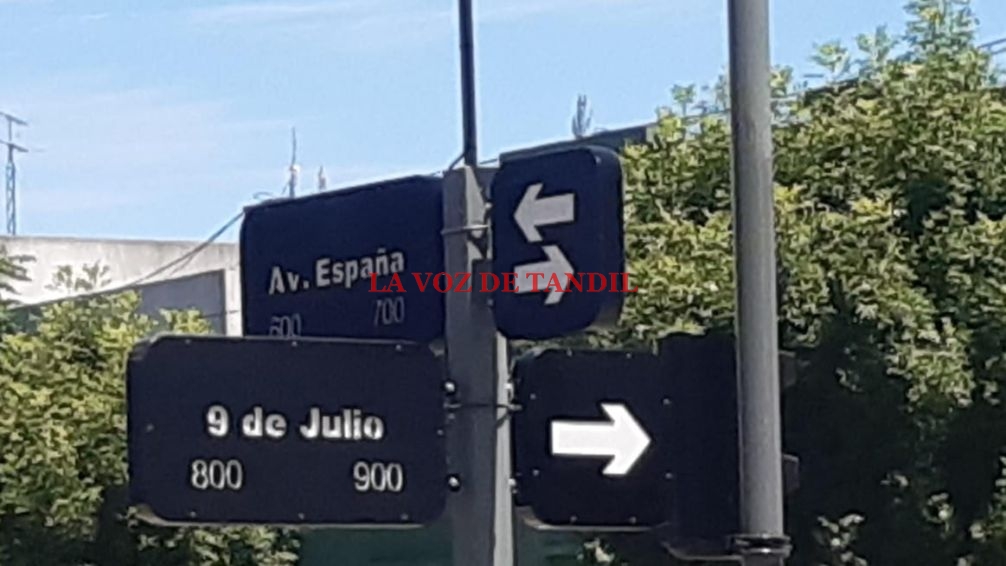 El Municipio instaló nueva señalética de calles en la zona céntrica