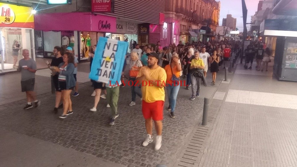 Se desarrolló una nueva manifestación contra las políticas de Javier Milei