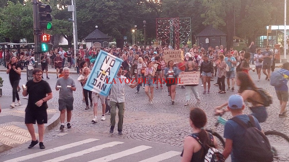 Se desarrolló una nueva manifestación contra las políticas de Javier Milei