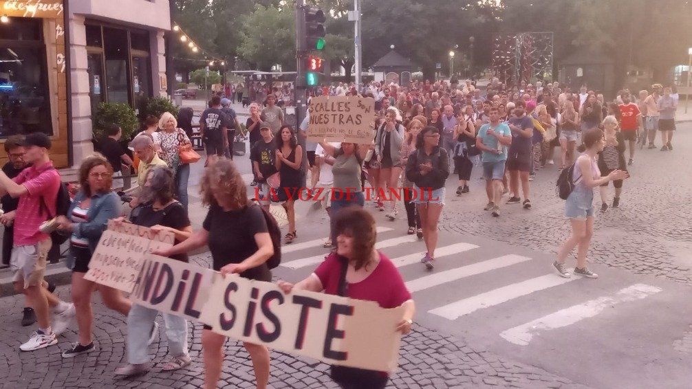 Se desarrolló una nueva manifestación contra las políticas de Javier Milei