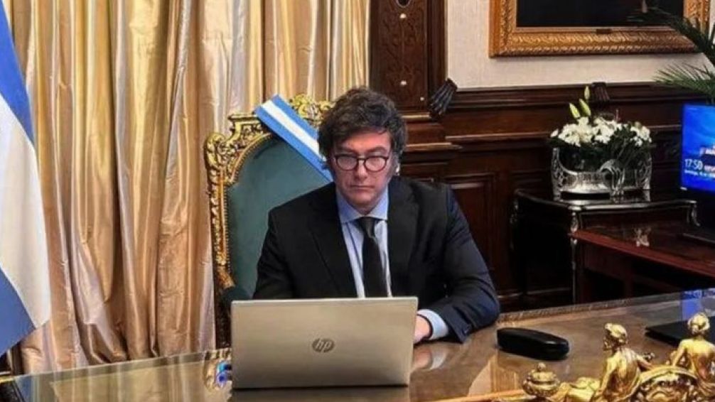 Milei analiza con el Gabinete el desembolso del FMI