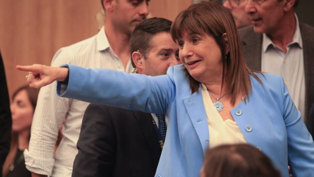 Bullrich pide a CGT que levante el paro del 24 y amenazó contra el corte de calles 
