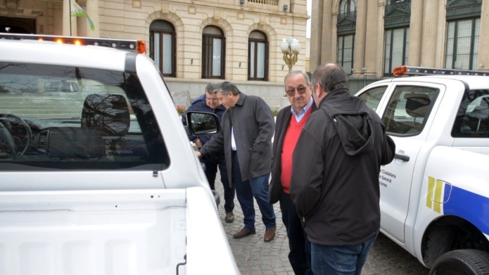Promulgaron la compra de tres camionetas para "Protección Ciudadana" 