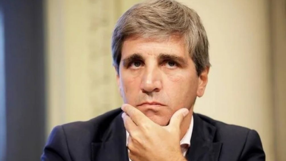 Economía licitará el martes tres títulos en pesos ajustados por inflación