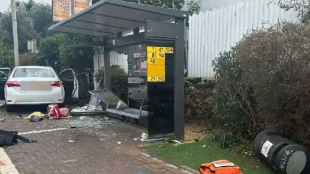 Al menos un muerto y 18 heridos por un ataque terrorista en Israel