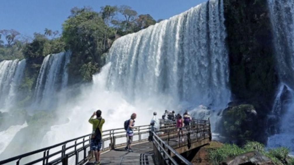 Casi 60.000 personas visitaron las Cataratas del Iguazú en la primera quincena de enero