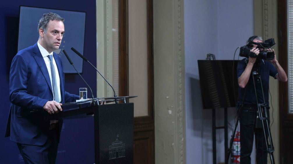El Gobierno analiza la posibilidad de descontar el día a estatales que adhieran al paro