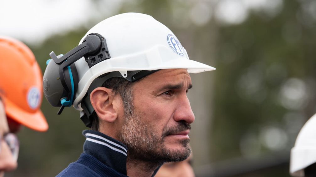 Azul: "si cierra Fanazul son 100 millones de pesos menos en la despensa"