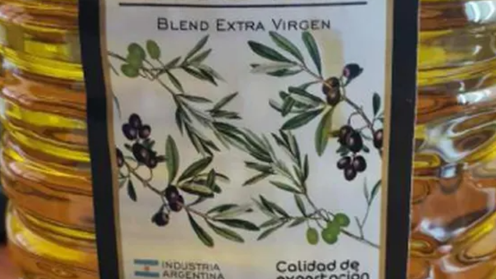 Prohiben venta y consumo de una marca de aceite de oliva 