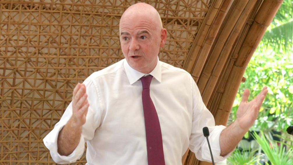 El presidente de la FIFA exige sanciones inmediatas ante los hechos de racismo