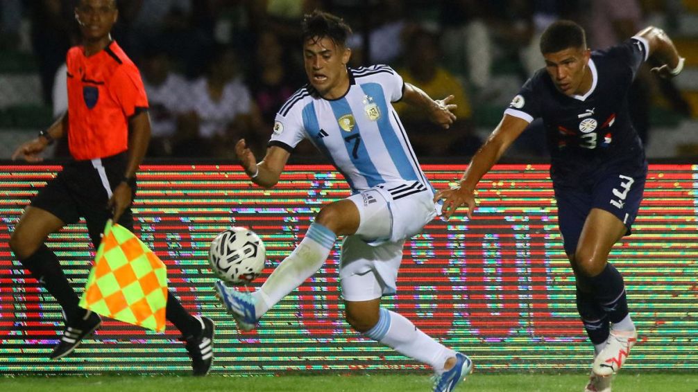Argentina juega ante Perú con la necesidad de ganar