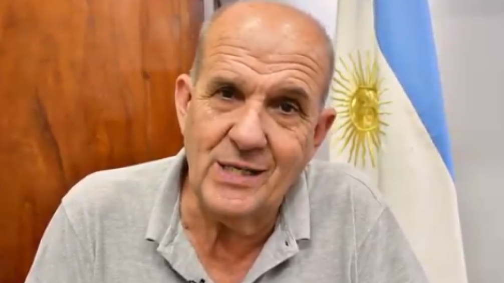 Intendente declara "persona no grata" a los legisladores que voten el DNU y Ley Omnibus 