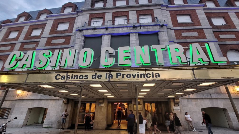 Las apuestas en el Casino Central de Mar del Plata bajaron un 50 por ciento