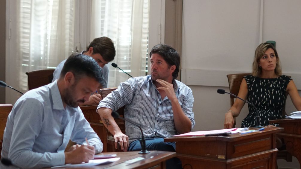 Lunghi y oposición preocupados por el tarifazo de gas y el fin de la "zona fría" 