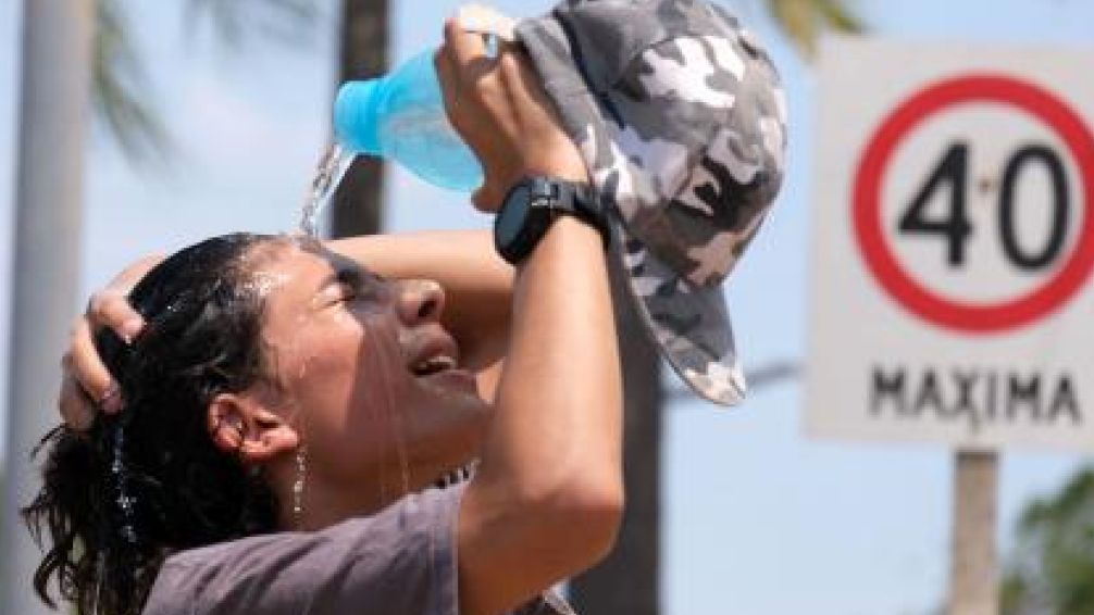 CABA y 19 provincias siguen bajo alertas por calor extremo