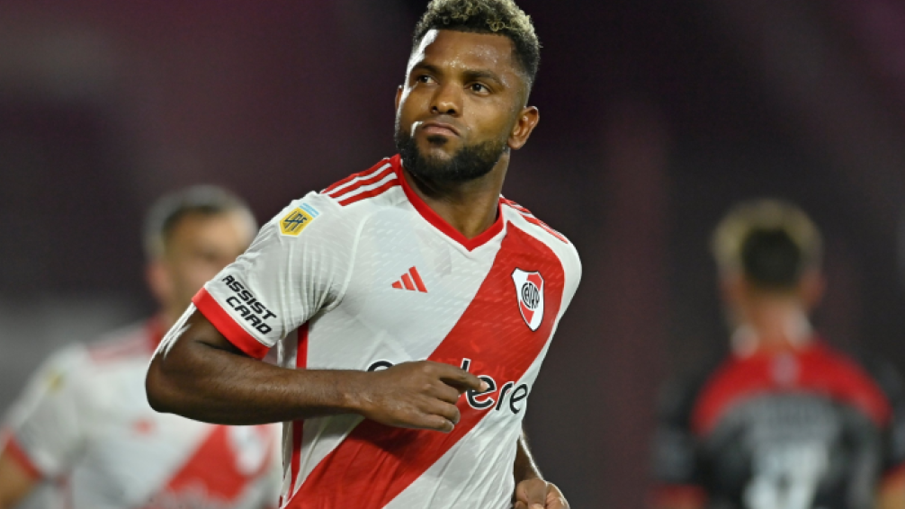 River le ganó a Barracas en Lanús con el aporte de Borja, los juveniles y Armani