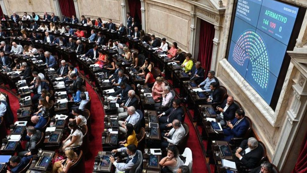 En otra sesión que se prevé extensa, Diputados debatirá en particular la ley "Bases"