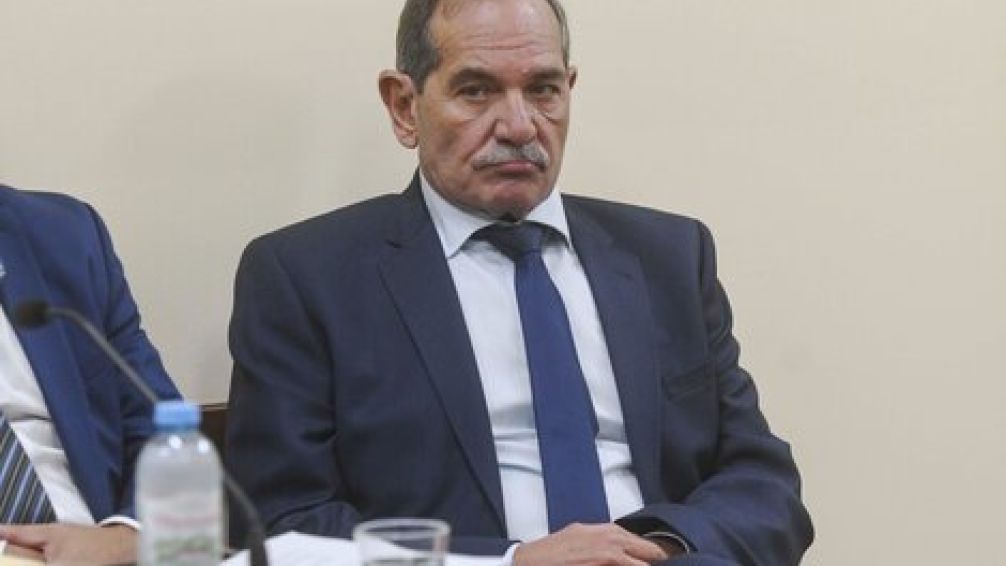 Alperovich comenzó a ser juzgado, acusado de abusar de su sobrina