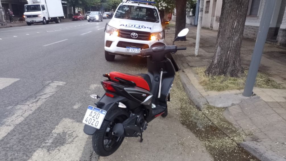 Se produjo un choque en Perón y Artigas