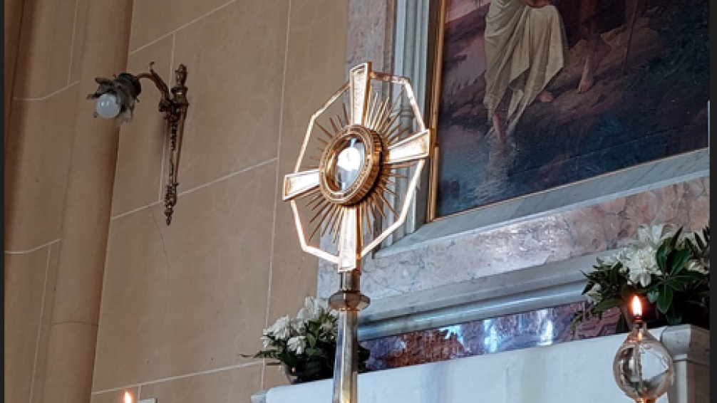 Adoración perpetua en la Iglesia Catedral de Azul 