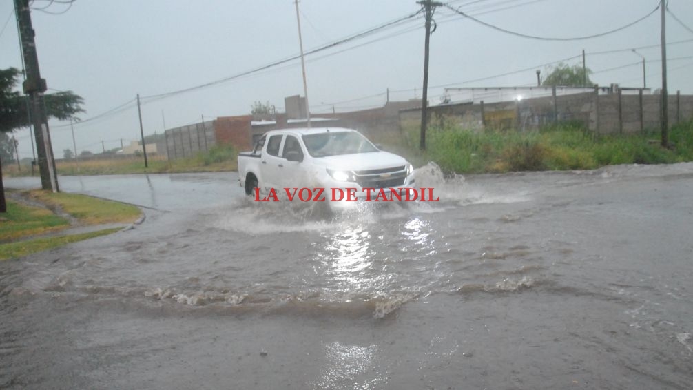 "Tormentas, posible granizo y vientos" para hoy: lluvias hasta el sábado 