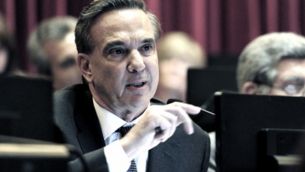 Pichetto cree que el Gobierno debe "encauzar la relación con el Congreso y el diálogo con gobernadores"