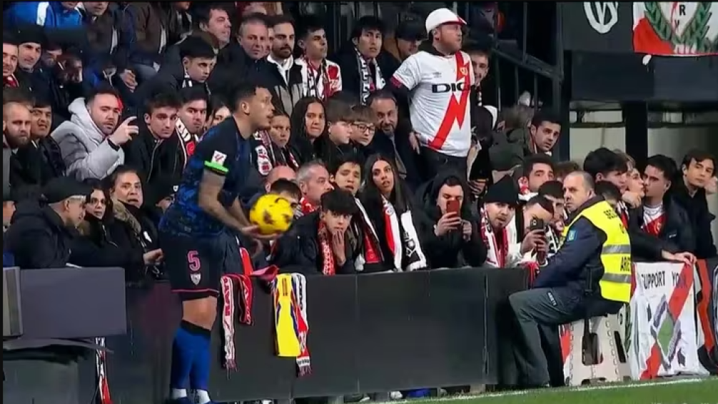 Sancionan al espectador que agredió al argentino Lucas Ocampos