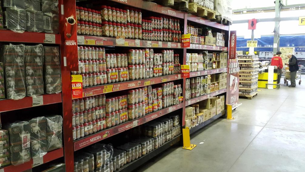 Los precios mayoristas subieron 18% en enero y acumula 316,9% en los últimos 12 meses