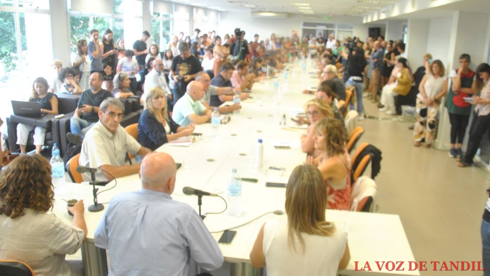 Aba sobre el futuro de la Unicen: "con este presupuesto llegamos a Mayo o Junio"
