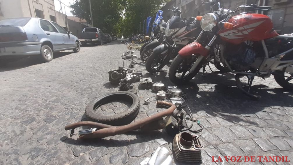 Se desarrolló un gran operativo policial para intentar frenar las picadas de motos y los ruidos molestos