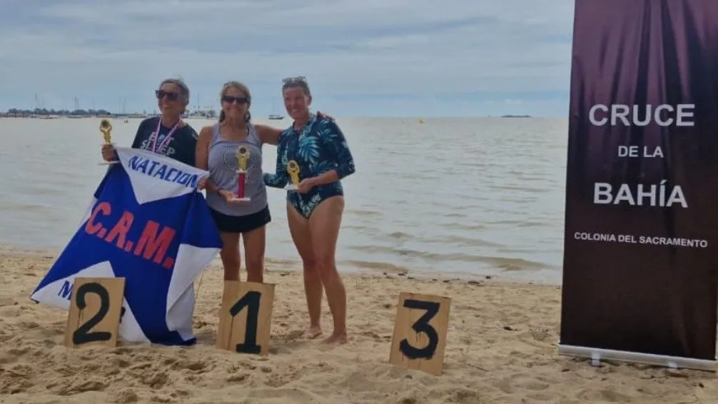 Buenos desempeños de Escualo en pruebas de Aguas Abiertas