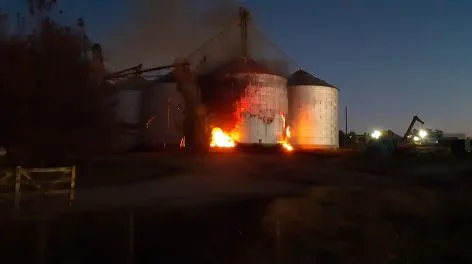 Los Grobo emitió un comunicado tras el incendio de uno de sus silos