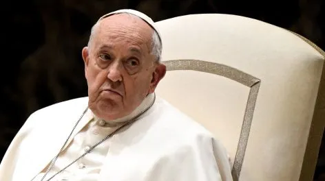El papa consideró que "poner a los jóvenes contra los ancianos es una manipulación inaceptable"